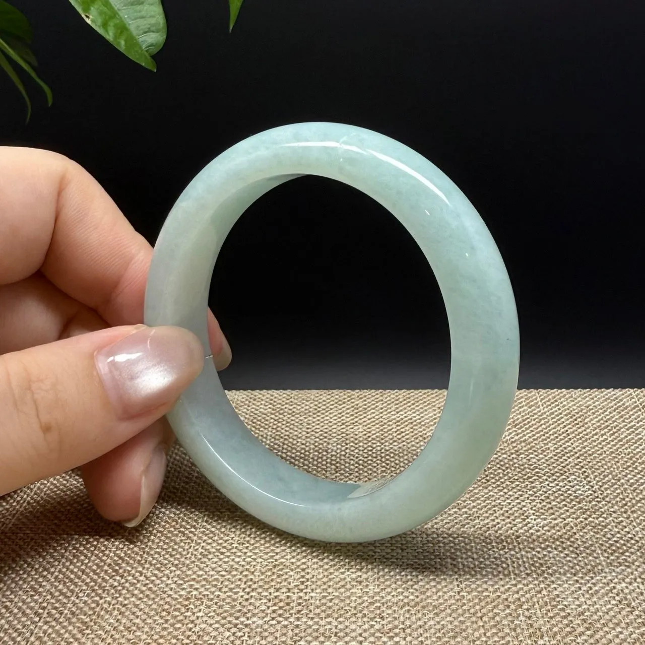 Genuine Burmese Green Jade Jadeite Bangle Bracelet ( 50.7mm )