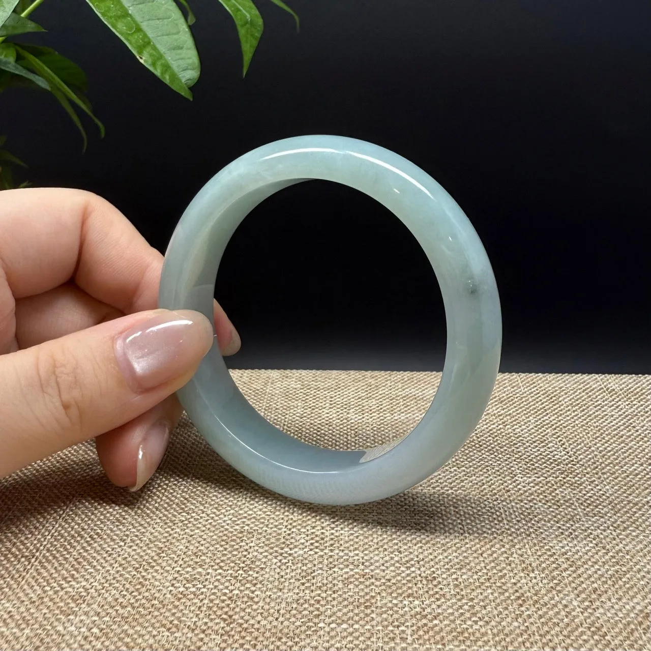 Genuine Burmese Green Jade Jadeite Bangle Bracelet ( 53.7mm )