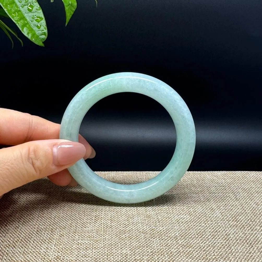 Genuine Burmese Green Jade Jadeite Bangle Bracelet ( 56.8mm )