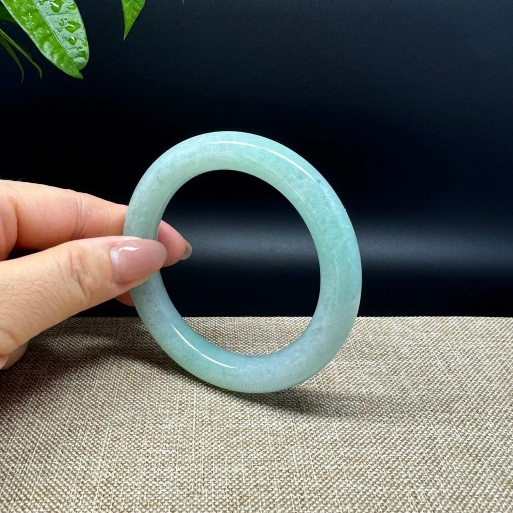 Genuine Burmese Green Jade Jadeite Bangle Bracelet ( 56.8mm )