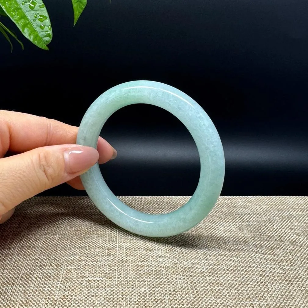 Genuine Burmese Green Jade Jadeite Bangle Bracelet ( 56.8mm )