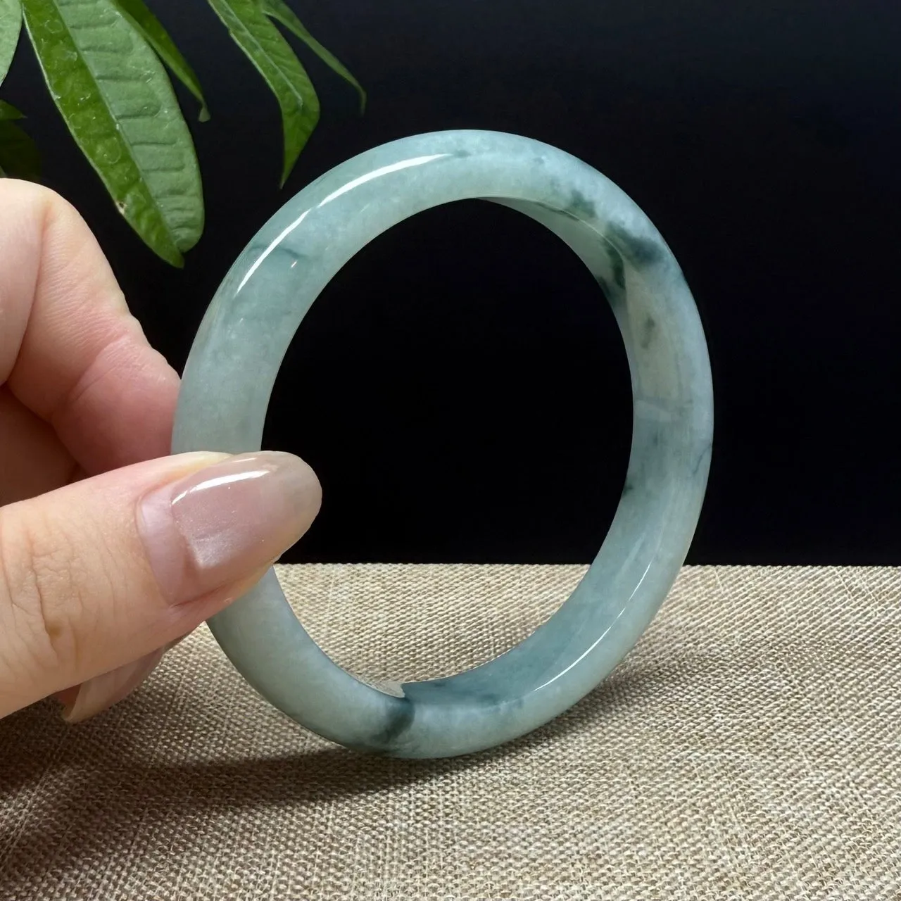 Genuine Burmese Green Jade Jadeite Bangle Bracelet ( 62.9mm )