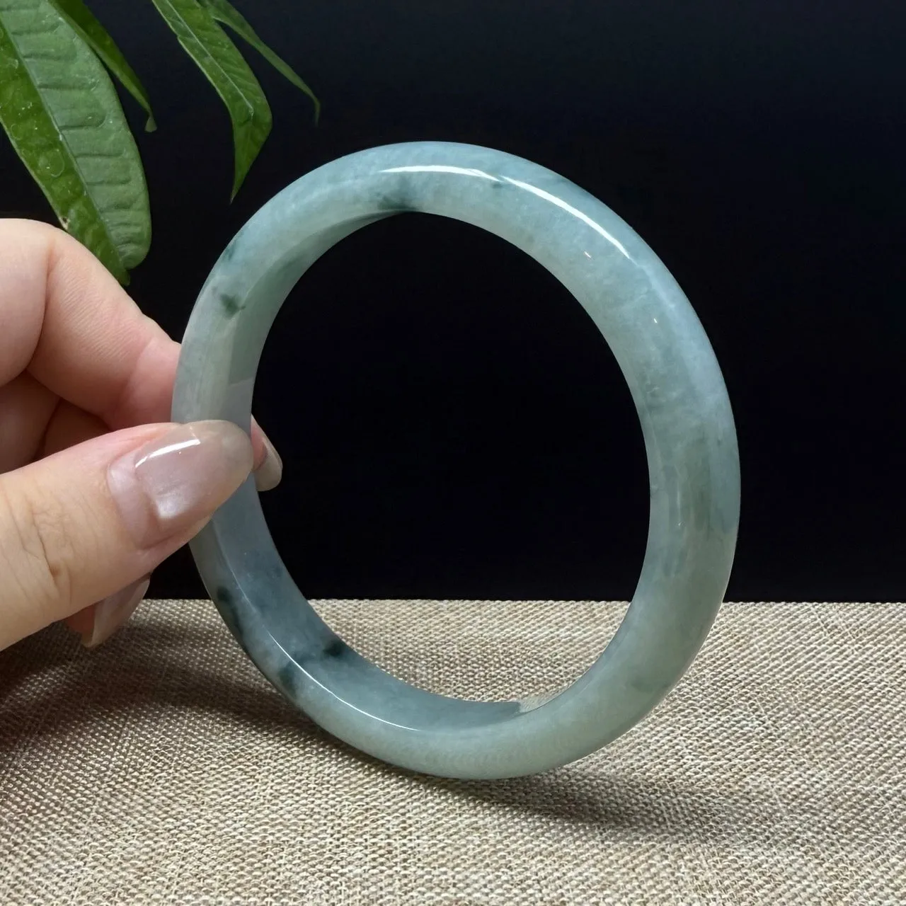 Genuine Burmese Green Jade Jadeite Bangle Bracelet ( 62.9mm )