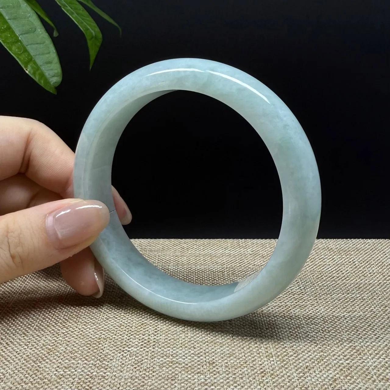 Genuine Burmese Green Jade Jadeite Bangle Bracelet ( 63.1mm )