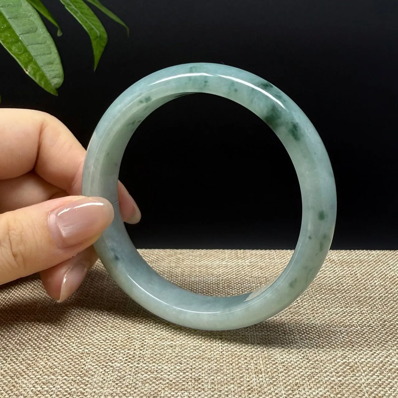 Genuine Burmese Green Jade Jadeite Bangle Bracelet ( 63.4mm )