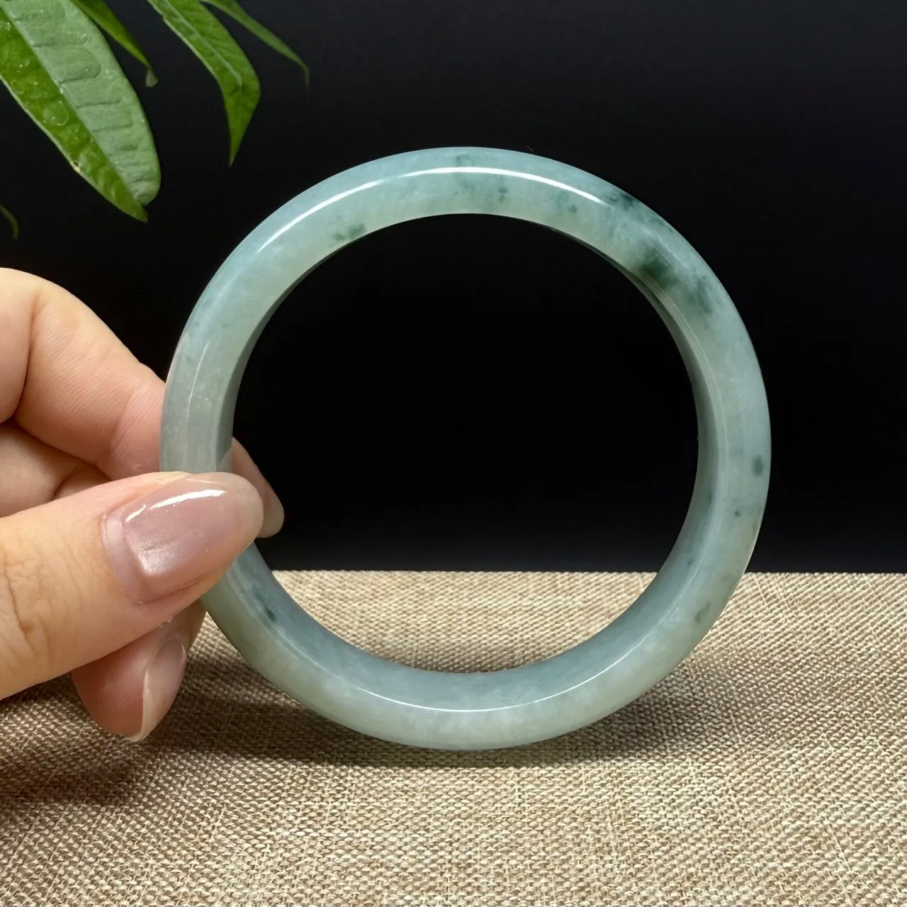 Genuine Burmese Green Jade Jadeite Bangle Bracelet ( 63.4mm )