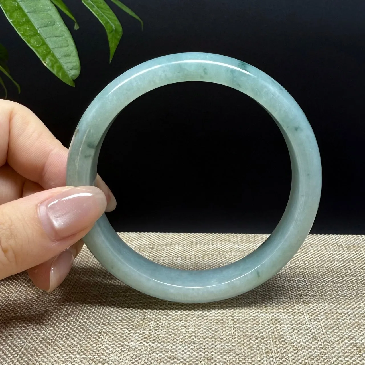 Genuine Burmese Green Jade Jadeite Bangle Bracelet ( 63.4mm )