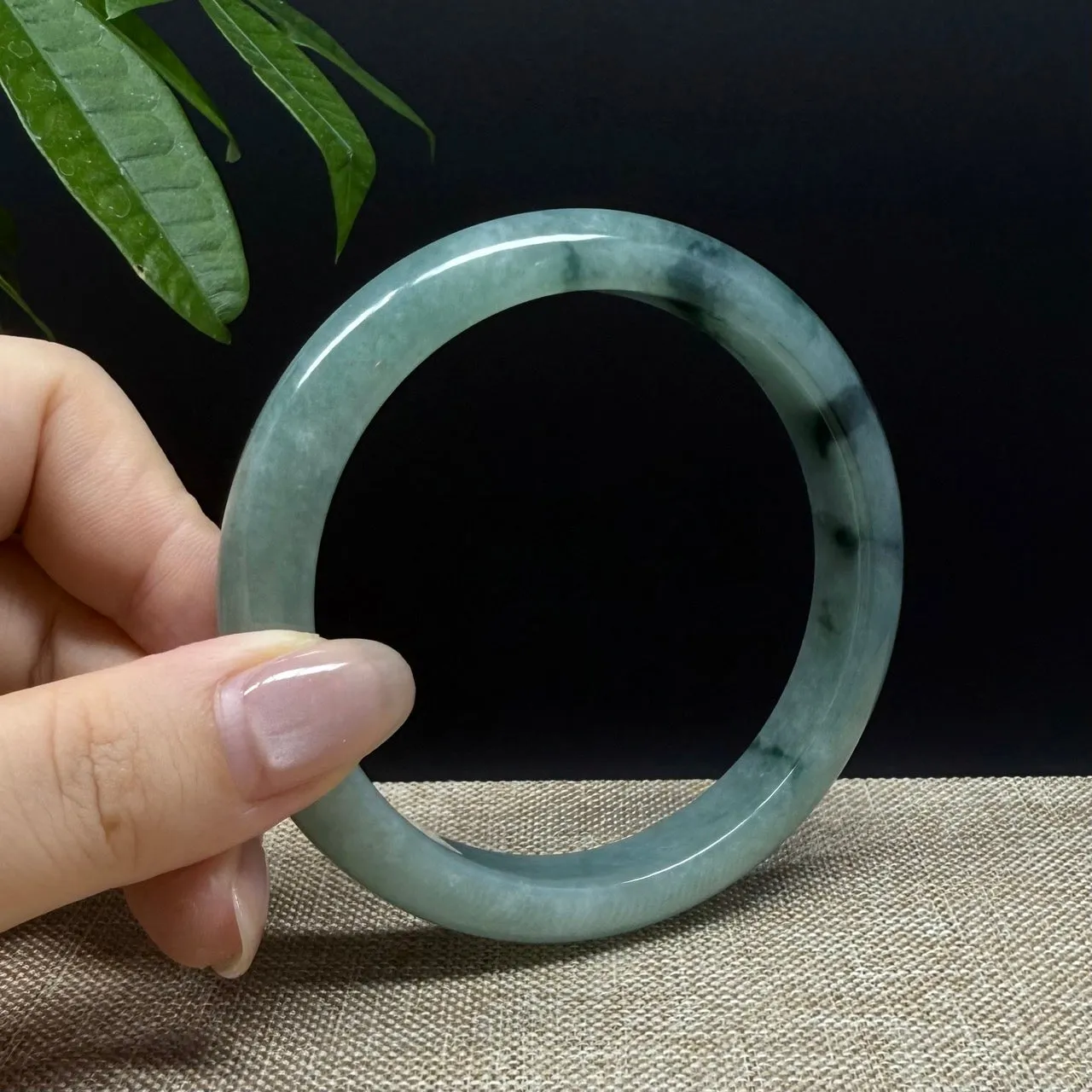 Genuine Burmese Oil Green Jade Jadeite Bangle Bracelet ( 63.5mm )