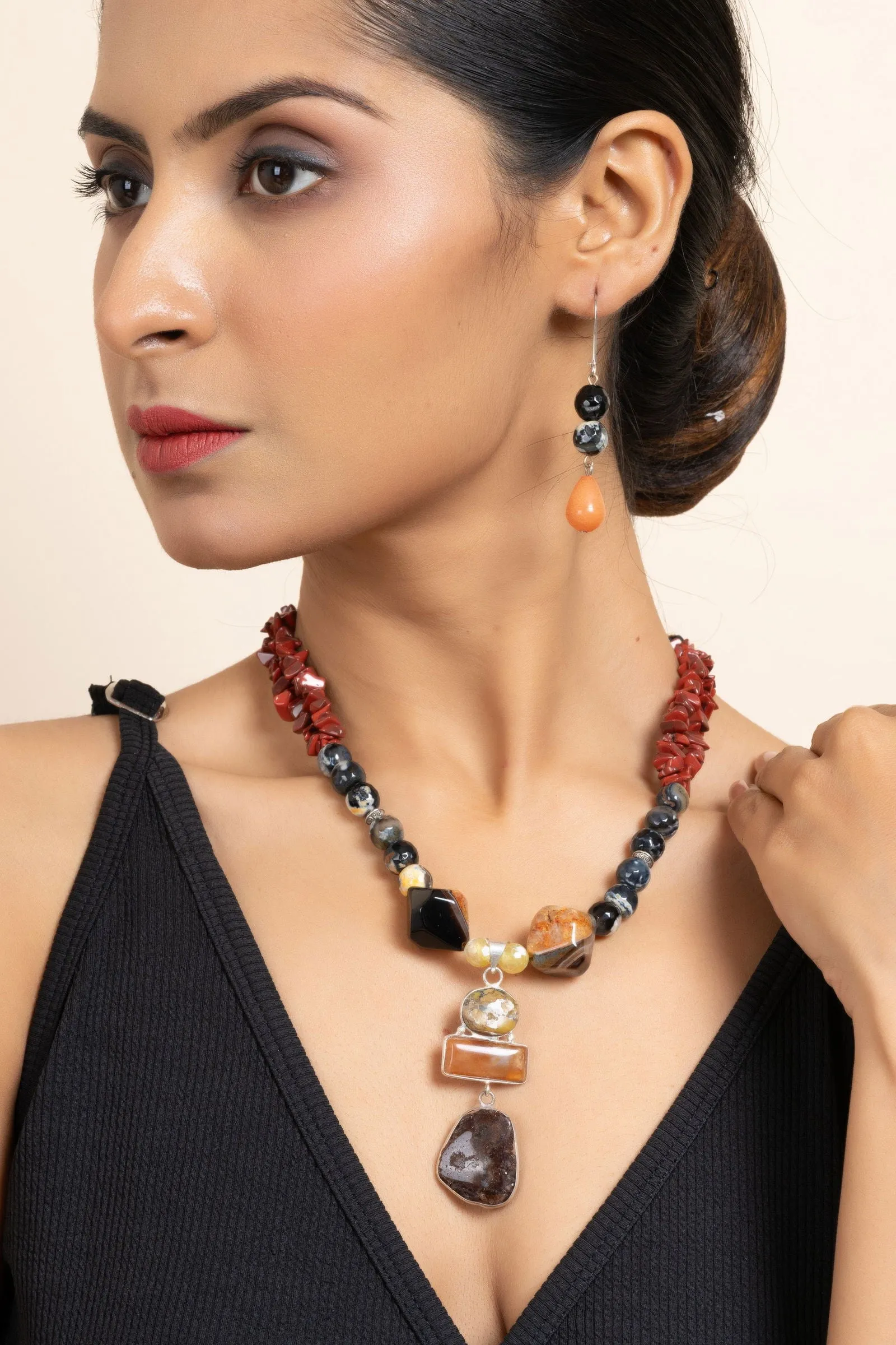 Handmade Black Brown Semi-Precious Stone Jewelry Set with Agate Onyx Chips Necklace and Earrings