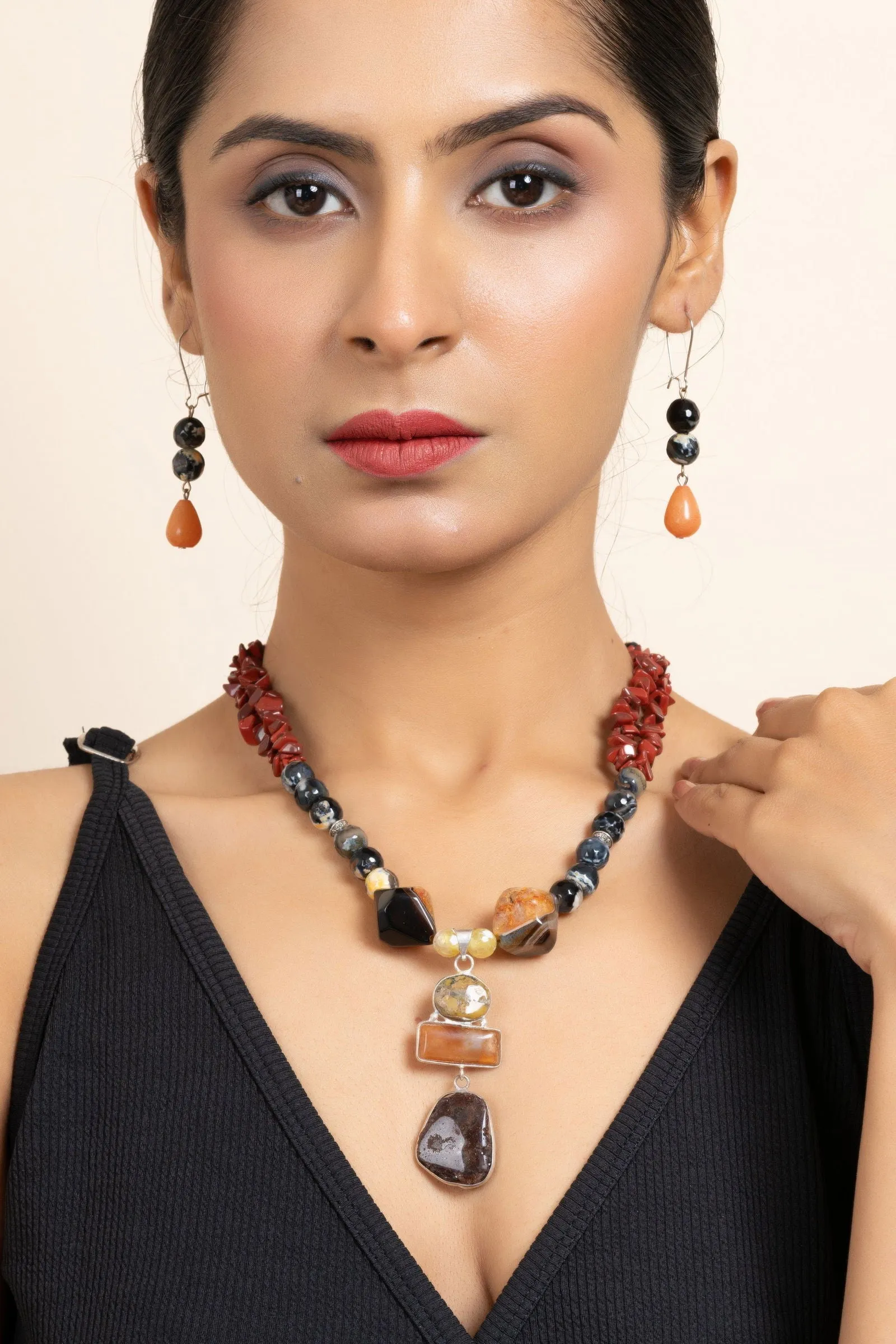 Handmade Black Brown Semi-Precious Stone Jewelry Set with Agate Onyx Chips Necklace and Earrings