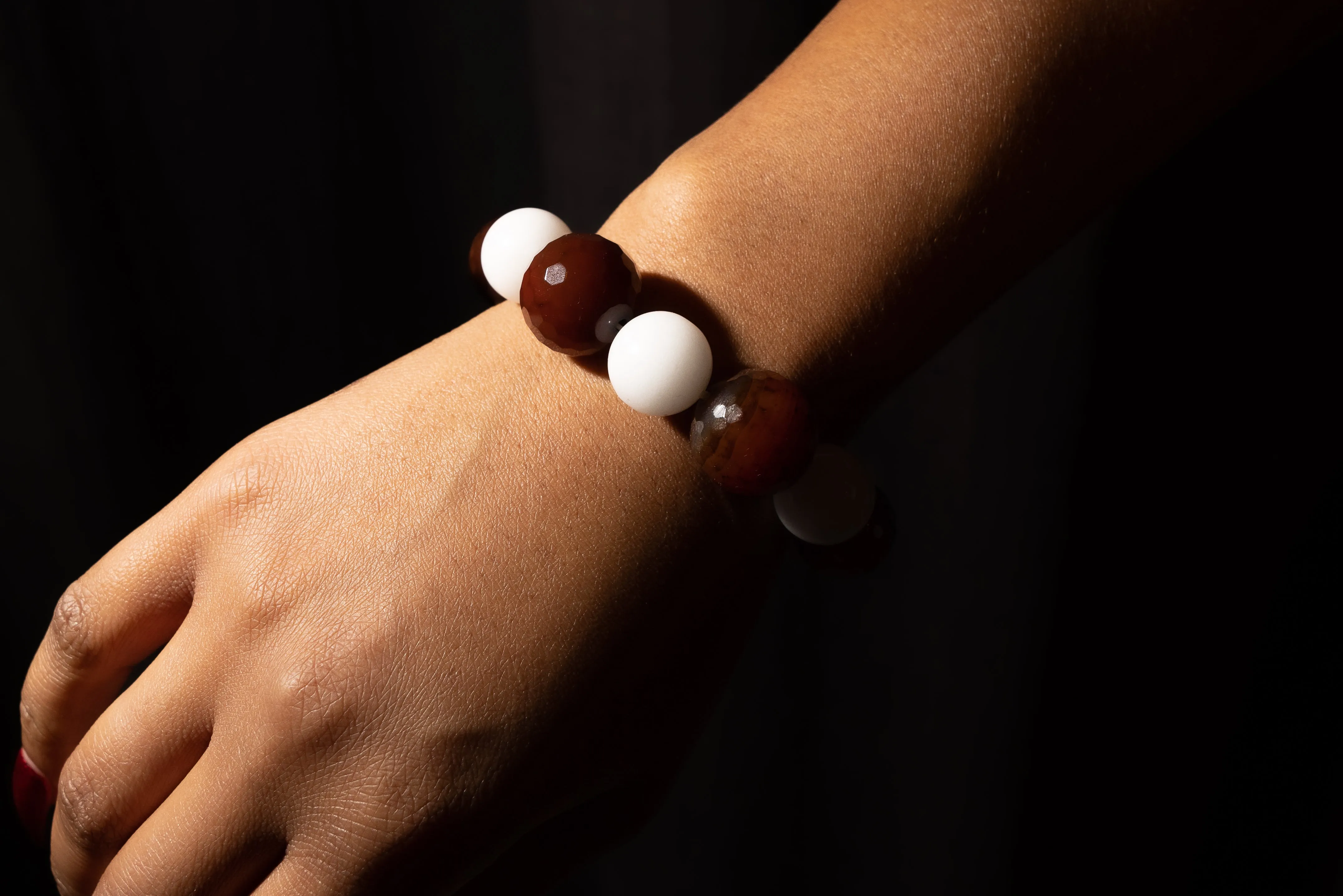 Luxury Faceted Fire Agate & White Jade Natural Gemstone Bracelet