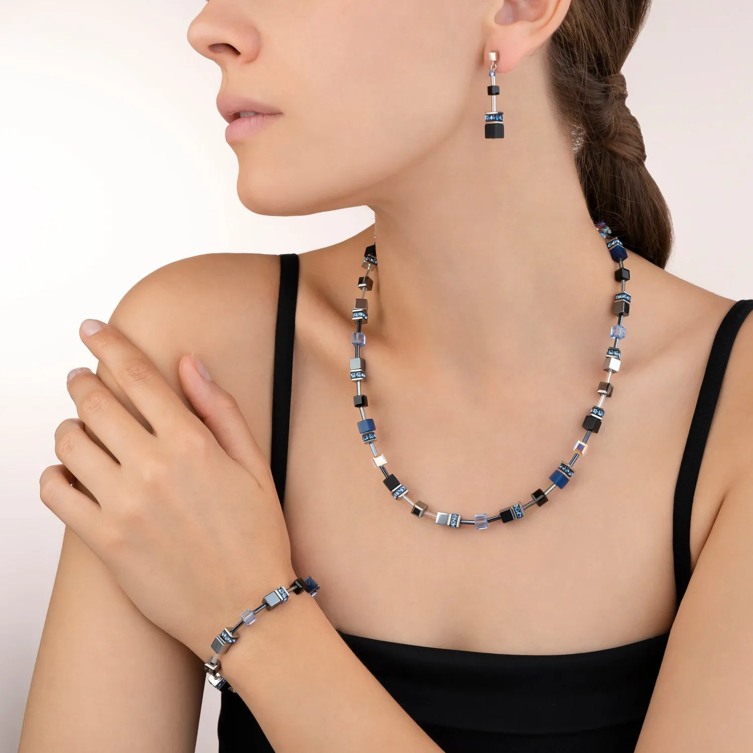 Necklace GeoCUBE® medium blue