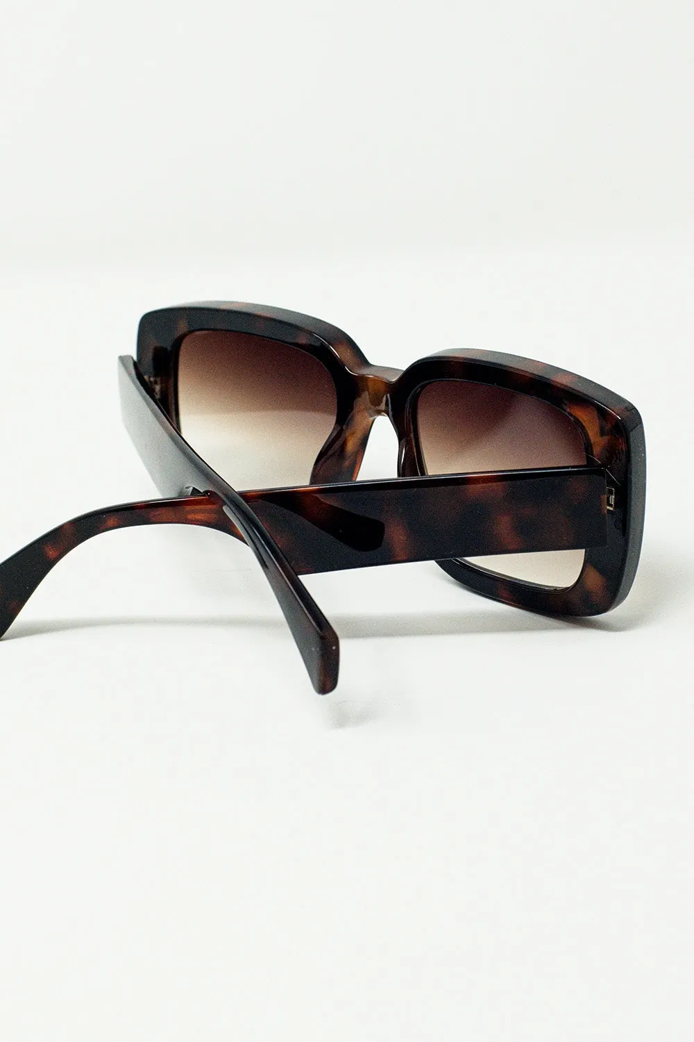 Oversized Rectangular Sunglasses With Wide Frame in brown