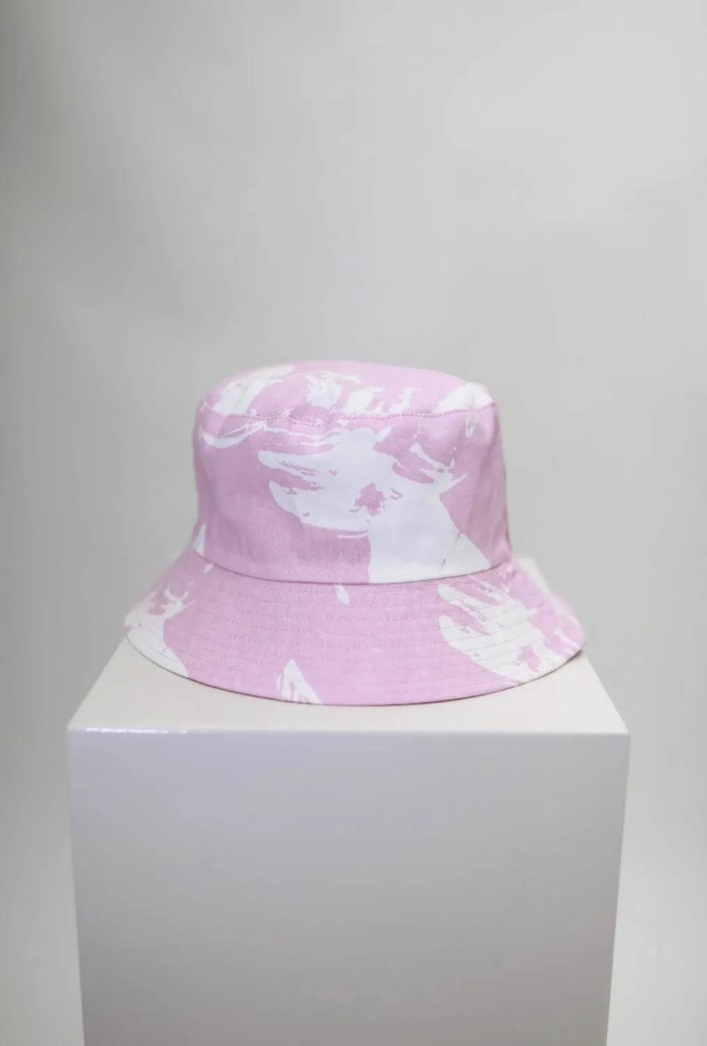 Paint Splatter Contrast Bucket Hat Pink