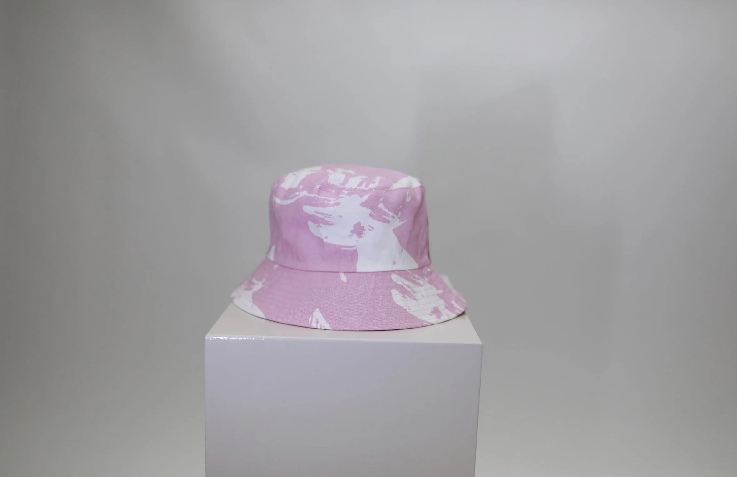 Paint Splatter Contrast Bucket Hat Pink