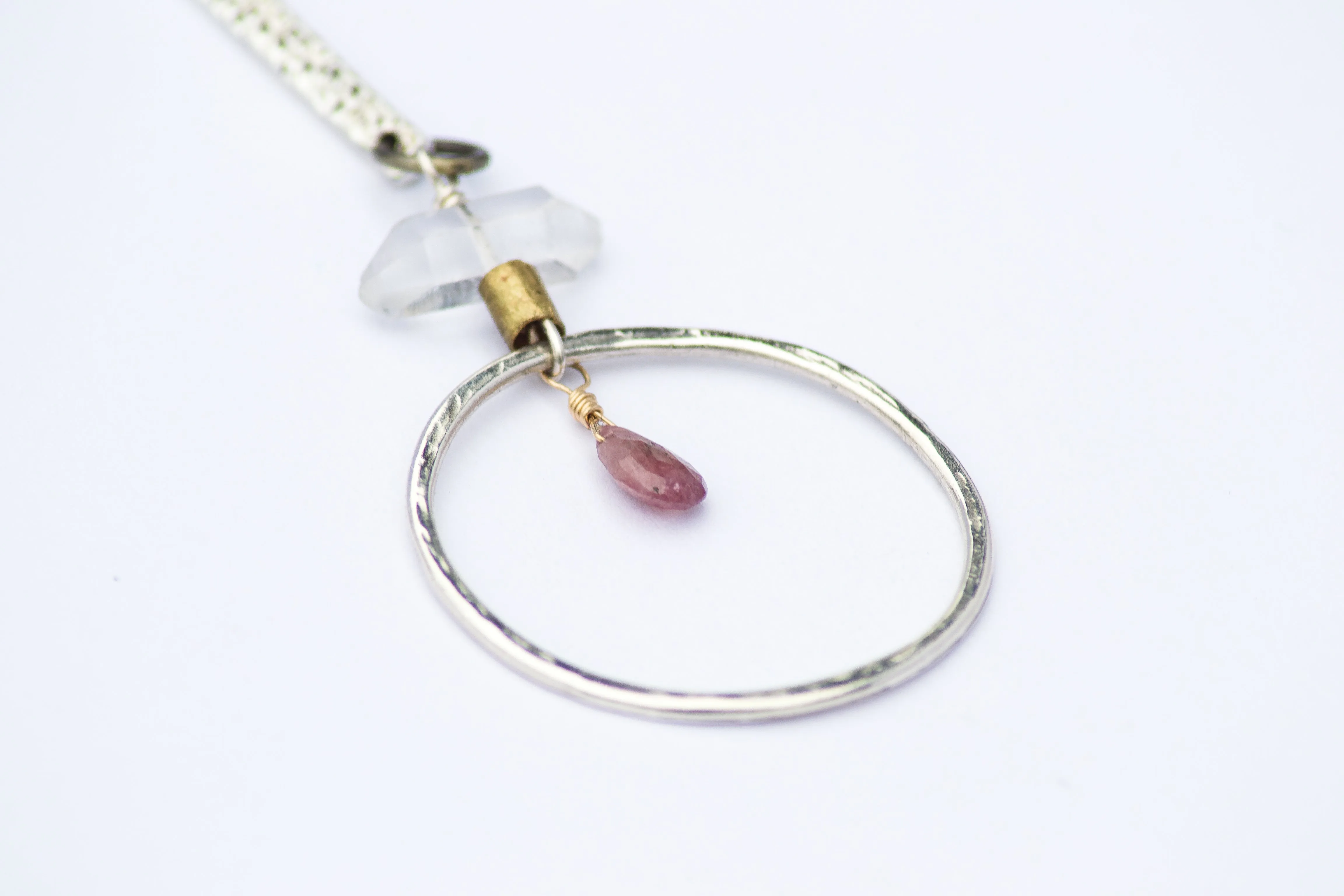 Quartz Hoop Leather Choker