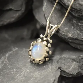 Rainbow Moonstone Necklace - White Vintage Pendant - Silver Moonstone Necklace