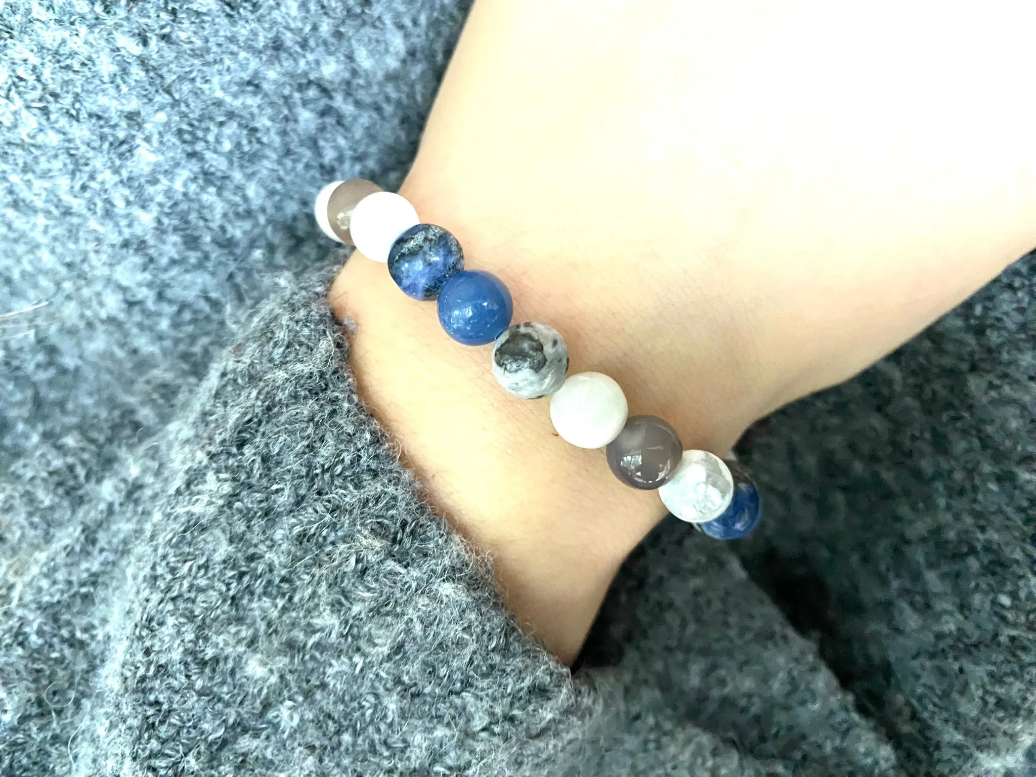 Self Care Crystal Beaded Bracelet - Aromatherapy Bracelet