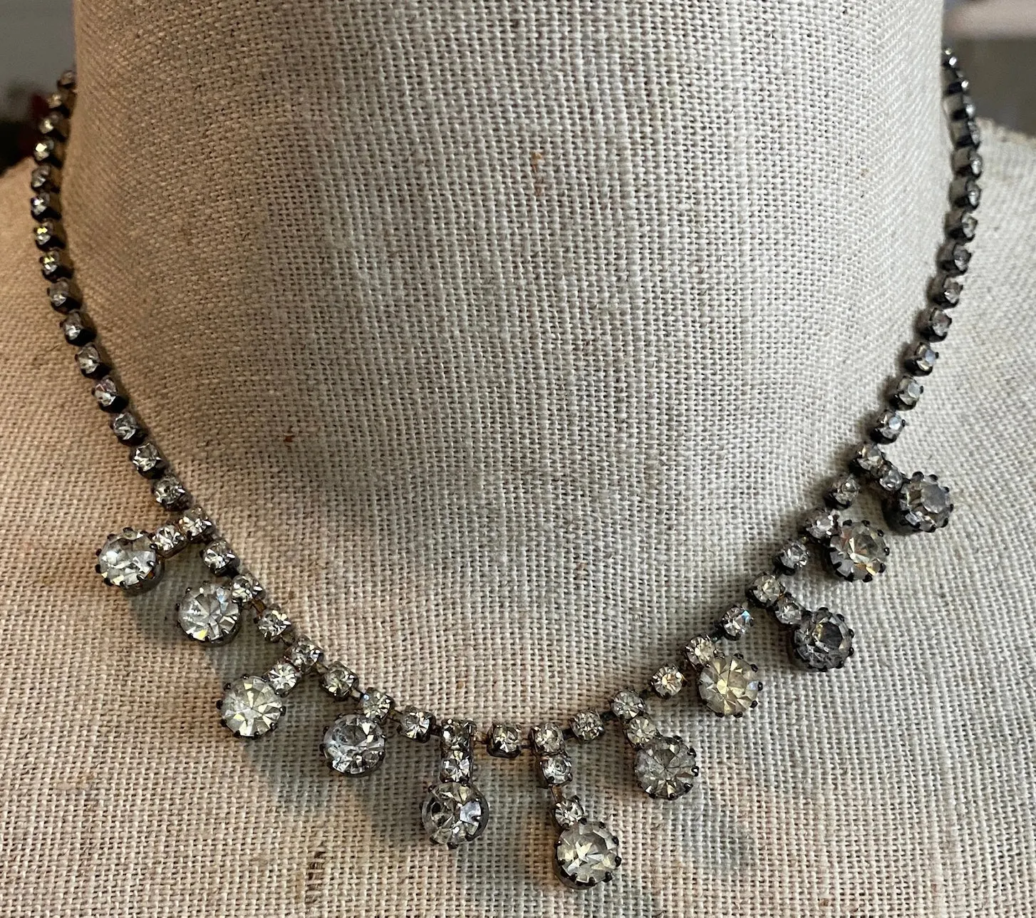 Vintage Silver Tone Metal Rhinestone Necklace