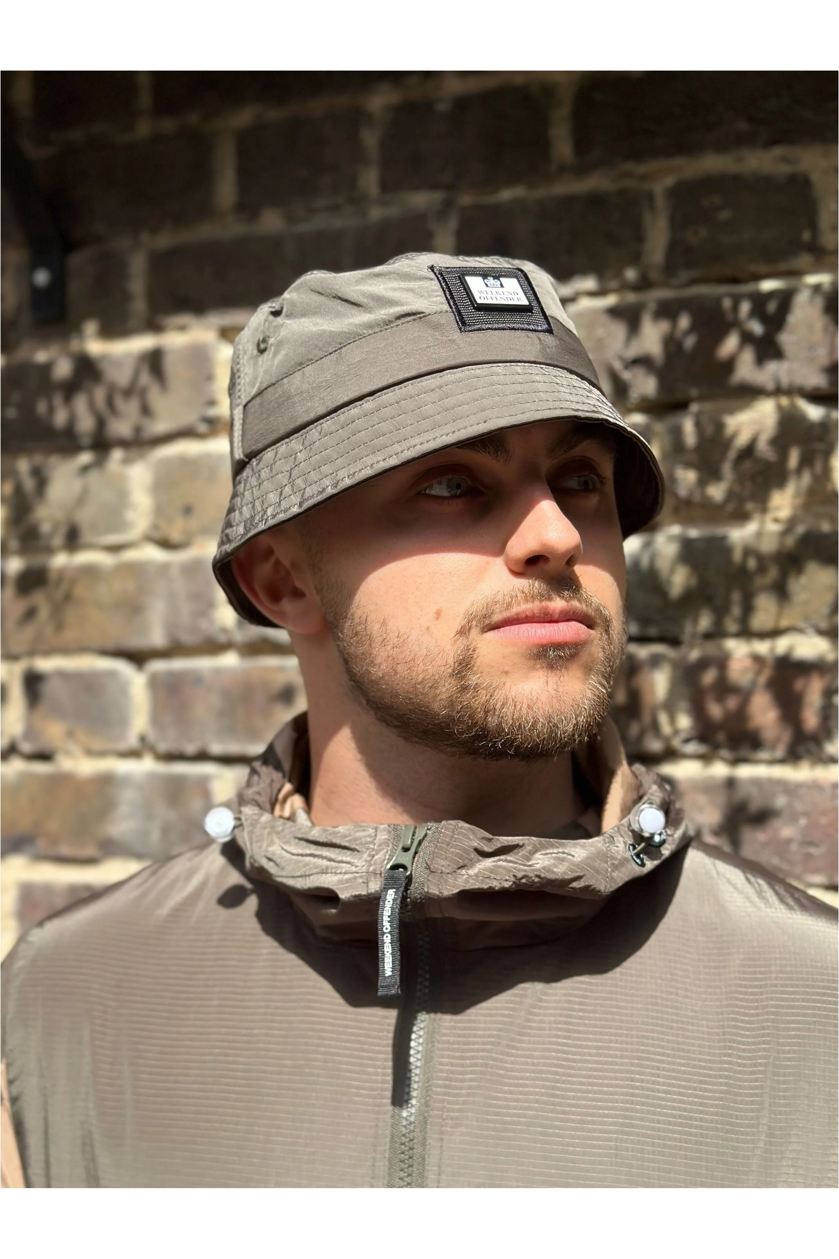 Weekend Offender - Long Beach Castle Green - Bucket Hat